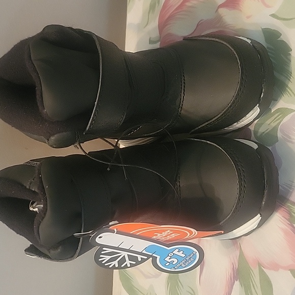wonder nation Other - Little kids Wonder Nation winter boots.